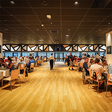 SALON PANORAMIQUE OVR